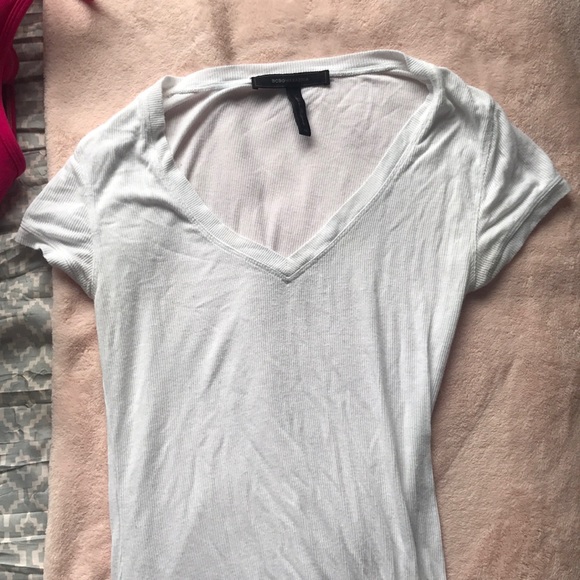 BCBG T-shirt - Picture 2 of 3